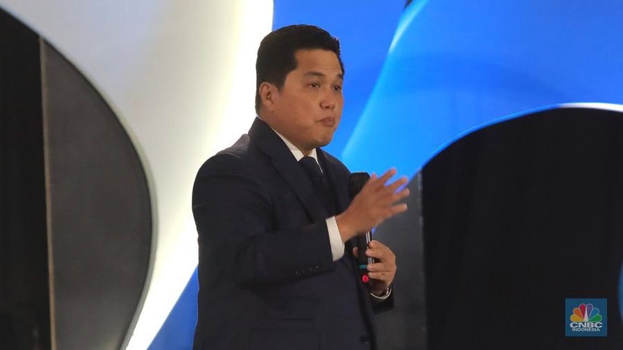 MENTERO BUMN, Erick Thohir sebagai pembicara kunci dalam Economic Outlook 2023 dengan tema 
