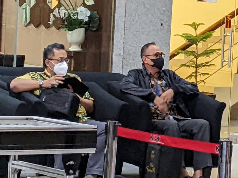 Eks pejabat pajak Rafael Alun Trisambodo jalani pemeriksaan KPK terkait Laporan Harta Kekayaan Penyelenggara Negara (LHKPN). (CNBC Indonesia/Emir) Eks pejabat pajak Rafael Alun Trisambodo jalani pemeriksaan KPK terkait Laporan Harta Kekayaan Penyelenggara Negara (LHKPN). (CNBC Indonesia/Emir)