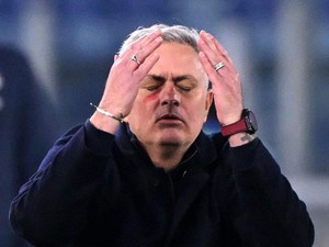 Hasil-hasil Buruk AS Roma Berujung Pemecatan Jose Mourinho