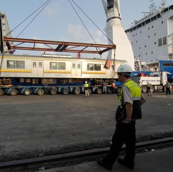 RI Kecanduan Impor KRL Bekas Jepang, Solusinya Apa?