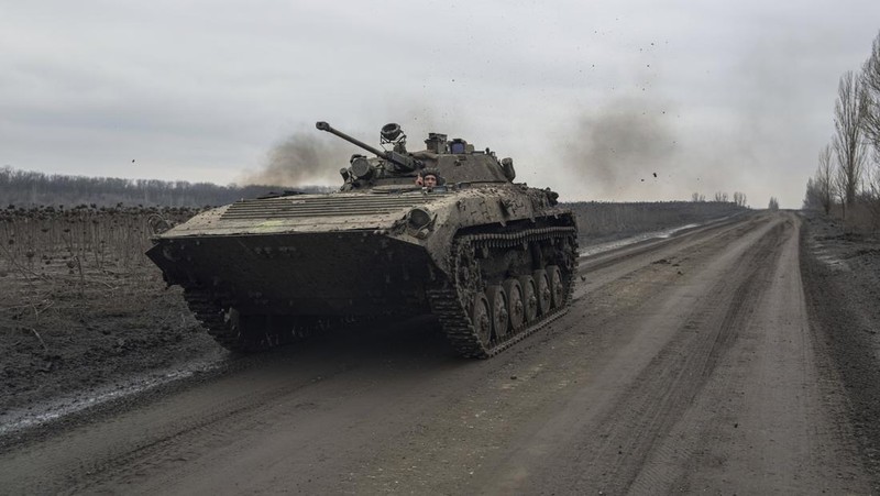 A view of the town of Bakhmut, the site of the heaviest battles with the Russian troops, Donetsk region, Ukraine, Monday, Feb. 27, 2023. (AP Photo/Yevhen Titov)