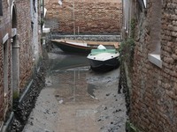 Misteri Pulau Kecil di Italia yang Dipenuhi Tengkorak Manusia