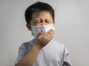 Hari Pneumonia Sedunia, Yuk Kenali Gejala dan Cara Mencegahnya