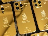 Messi Beli 35 iPhone 14 Berlapis Emas untuk Timnas Argentina