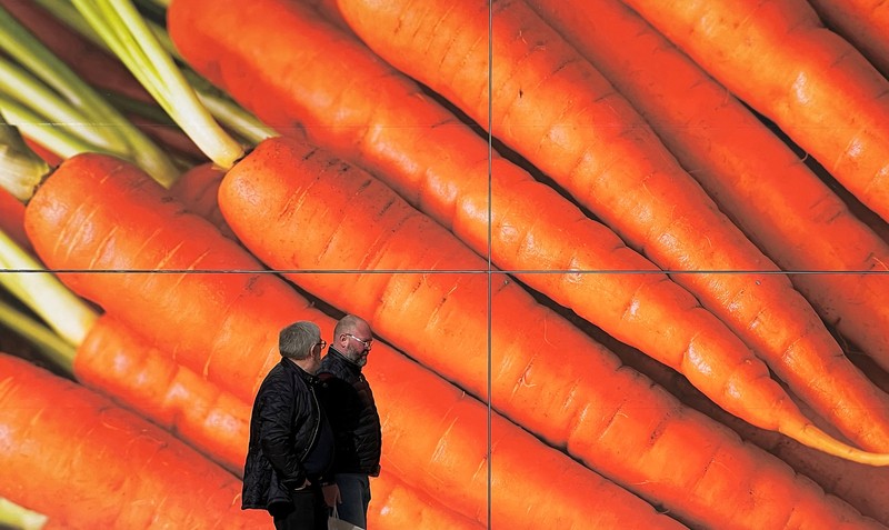 Rak-rak kosong di supermarket Sainsbury di London timur. Beberapa supermarket Inggris telah memberlakukan batasan pembelian beberapa buah dan sayuran oleh pelanggan. (AFP via Getty Images/DANIEL LEAL) Rak-rak kosong di supermarket Sainsbury di London timur. Beberapa supermarket Inggris telah memberlakukan batasan pembelian beberapa buah dan sayuran oleh pelanggan. (AFP via Getty Images/DANIEL LEAL)