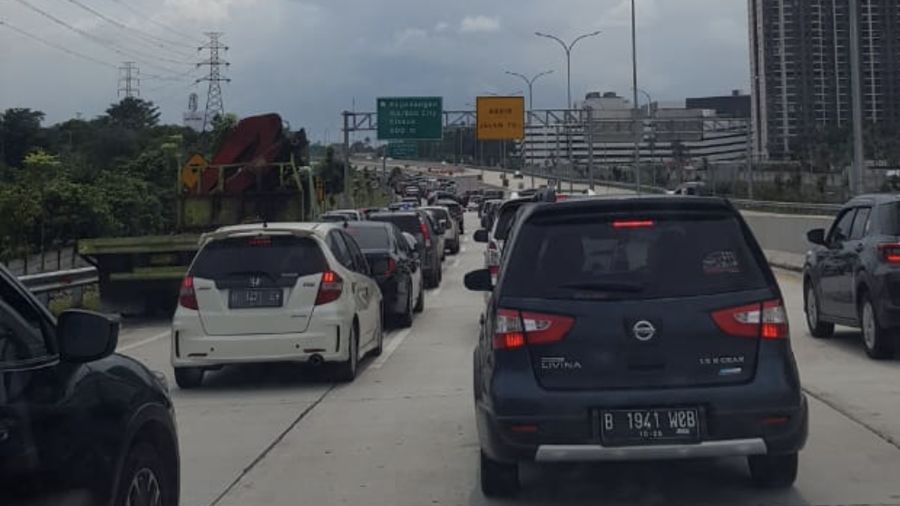 Suasana keluar pintu tol ICE BSD, pukul 14.15 WIB Sabtu, (4/3/2023). Istimewa