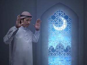 Bacaan Niat Sholat Tahajud Lengkap Arab, Latin dan Artinya