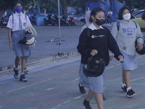 Disdikbud NTT Izinkan Sekolah Lakukan Pungutan Terhadap Siswa Baru