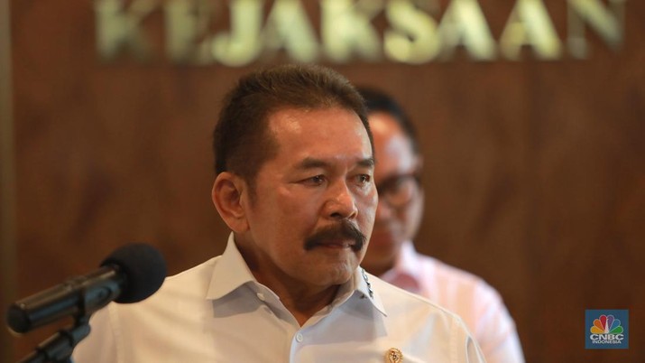 Jaksa Agung St Burhanuddin dalam penyerahan pengelolaan Asset perkara Jiwasraya dan Asabri di Gedung Kejaksaan Agung, Senin (6/3/2023). (CNBC Indonesia/Muhammad Sabki) Jaksa Agung St Burhanuddin dalam penyerahan pengelolaan Asset perkara Jiwasraya dan Asabri di Gedung Kejaksaan Agung, Senin (6/3/2023). (CNBC Indonesia/Muhammad Sabki)