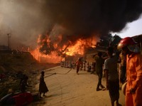 Kamp Rohingya Terbakar, Ribuan Pengungsi Kehilangan Tempat Tinggal