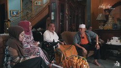 Maling Rumah Terekam CCTV, Sempat Berdiri di Hadapan Mat Solar