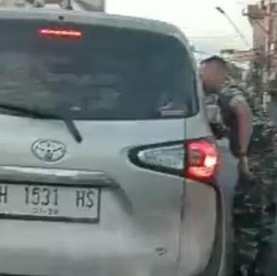 Viral Oknum TNI Hunus Sangkur ke Pengemudi Sienta di Semarang