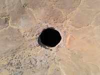 Bumi Bolong 10.000 Meter Dilubangi China, Cari Harta Karun