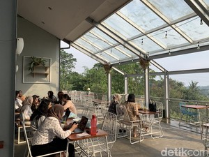 76% Anak Muda RI Boros Gara-gara Ikut Gaya Hidup Teman