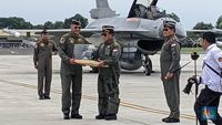 Sangar! Penampakan Prabowo Jajal Jet Tempur Canggih F-16