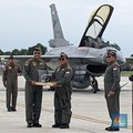Prabowo Borong Senjata dan Kapal Perang, Uangnya Dari Mana?