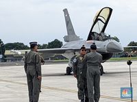 Sangar! Penampakan Prabowo Jajal Jet Tempur Canggih F-16