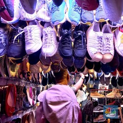 Tegas Nih! Sepatu Bekas Singapura Ilegal, Harus Dimusnahkan