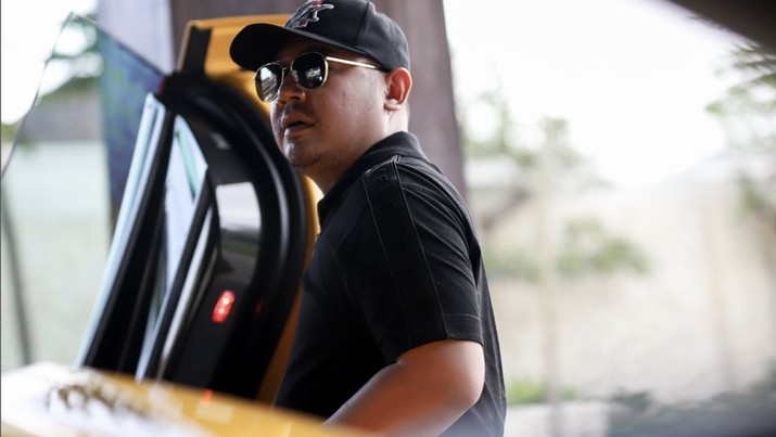 Wahyu Kenzo ditangkap polisi di Malang terkait kasus robot trading. Wahyu Kenzo ditangkap polisi di Malang terkait kasus robot trading. (Tangkapan Layar Instagram @wahyukenzo88)