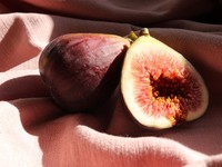 Buka Puasa Kolesterol Naik? Turunkan dengan 2 'Buah Al Quran' Ini