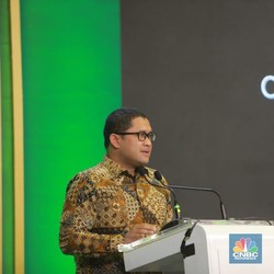 Rupiah Terus Anjlok, Investor Masih Was-Was APBN Jebol?