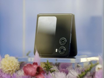 China Bawa HP Lipat Murah, yang Mahal Bakal Ditinggal?