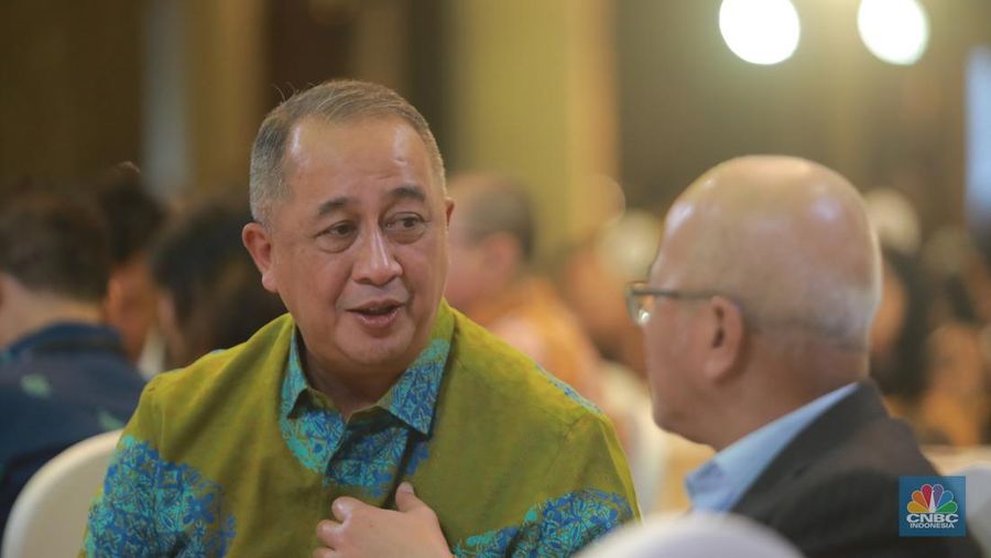 Presiden Direktur Bank Negara Indonesia Royke Tumilaar, dalam BNI Emerald Market Outlook dengan tema 