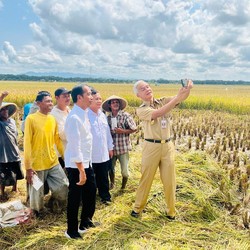 Ngapunten, Pak Ganjar! Kok Ekonomi Jateng Makin Loyo