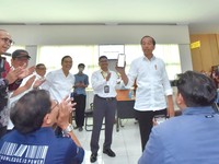 Sidak ke Kantor Pajak Solo, Jokowi Shock Lihat Ini!