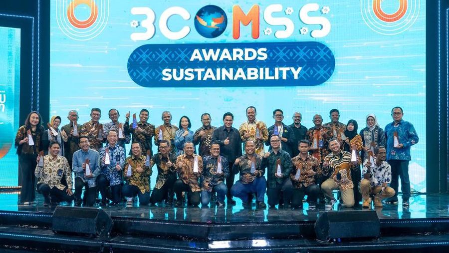 BUMN Corporate Communications and Sustainability Summit (BCOMSS) Awarding Night 2023 di Tennis Indoor Stadium Senayan, Jakarta, Kamis (9/3).
