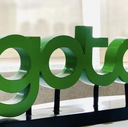 Waswas Suku Bunga BI Naik, Saham Goto Cs Kompak Anjlok