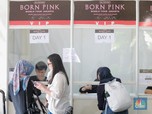 Antusiasme BLINK Hujan-hujanan Tukar Tiket Konser BLACKPINK