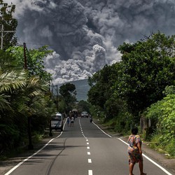 Siaga Gunung Merapi! Awan Panas Tumpah Makin Cepat 1.600 M