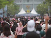 Terima Kasih Gen Z Pakai Jurus Ini, Bantu Ekonomi RI Sampai 2026