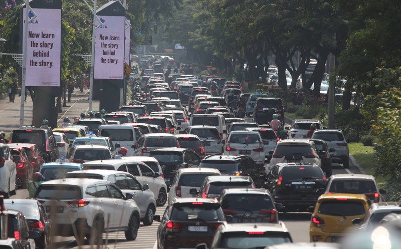 Kemacetan di Kawasan Senayan saat acara konser Blackpink (CNBC Indonesia/Muhammad Sabki)