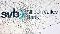 “Chronological Breakdown: How Goldman and Moody’s Contributed to SVB’s Downfall”