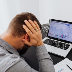 10 Saham Ini Diborong Asing, Ada Emiten Orang Terkaya RI