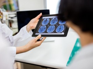 Baru Berusia 29 Tahun, Ibu Muda Ini Didiagnosa Penyakit Alzheimer