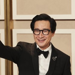 'Keajaiban' Satukan Huy Quan & Indiana Jones di Ajang Oscar