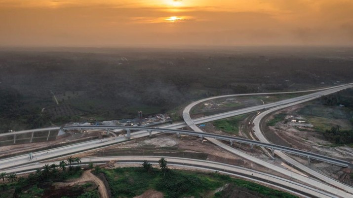 Jalan Tol Indrapura - Kisaran yang berada di wilayah Sumatera Utara akan selesai konstruksinya tahun 2023 ini. (Dok: BPJT) Jalan Tol Indrapura - Kisaran yang berada di wilayah Sumatera Utara akan selesai konstruksinya tahun 2023 ini. (Dok: BPJT)
