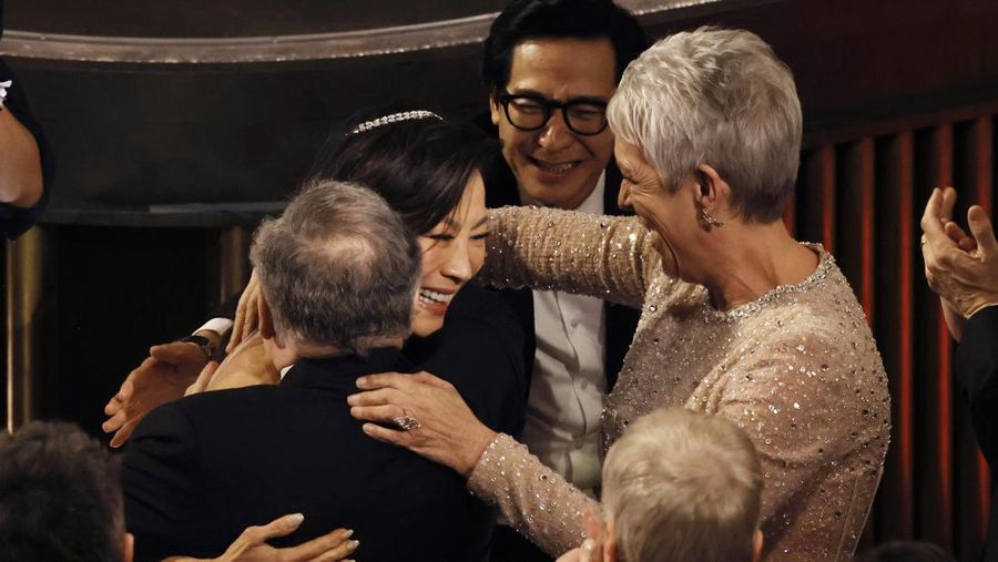 Michelle Yeoh, pemenang penghargaan Aktris Terbaik dalam Peran Utama untuk 