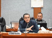 Belajar dari Dede Yusuf, Stop Kuliah itu Boleh Asal...