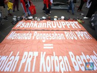 Ramai-ramai PRT Geruduk DPR Desak Pengesahan RUU PPRT