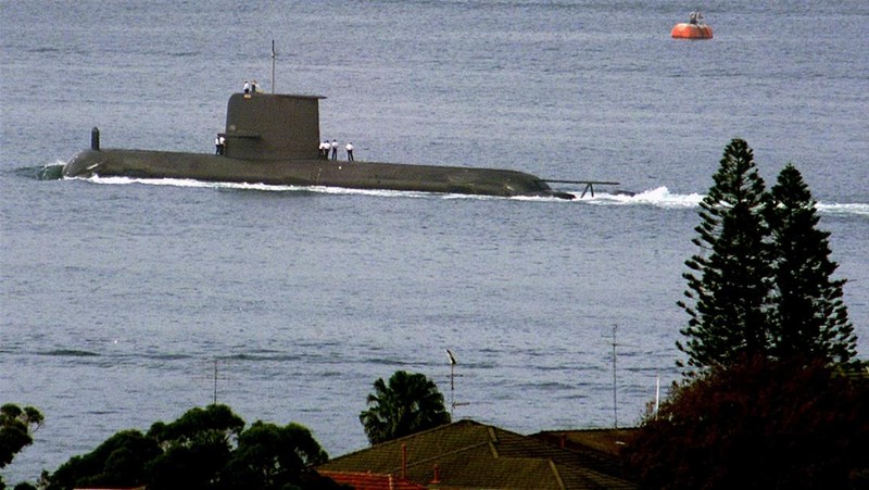 Sebuah kapal selam terlihat selama Presiden AS Joe Biden, Perdana Menteri Rishi Sunak dari Inggris dan Perdana Menteri Anthony Albanese dari Australia pertemuan Kemitraan Australia â Inggris â Amerika Serikat (AUKUS) di Naval Base Point Loma di San Diego, California , Amerika Serikat pada 13 Maret 2023. (Tayfun Coskun/Anadolu Agency via Getty Images)