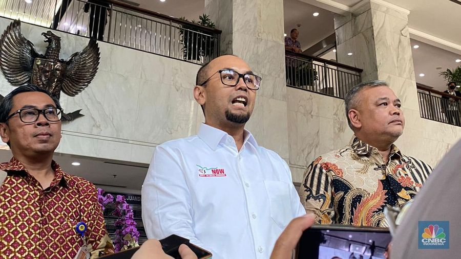 Kepala PPATK datang ke Kementerian Keuangan.