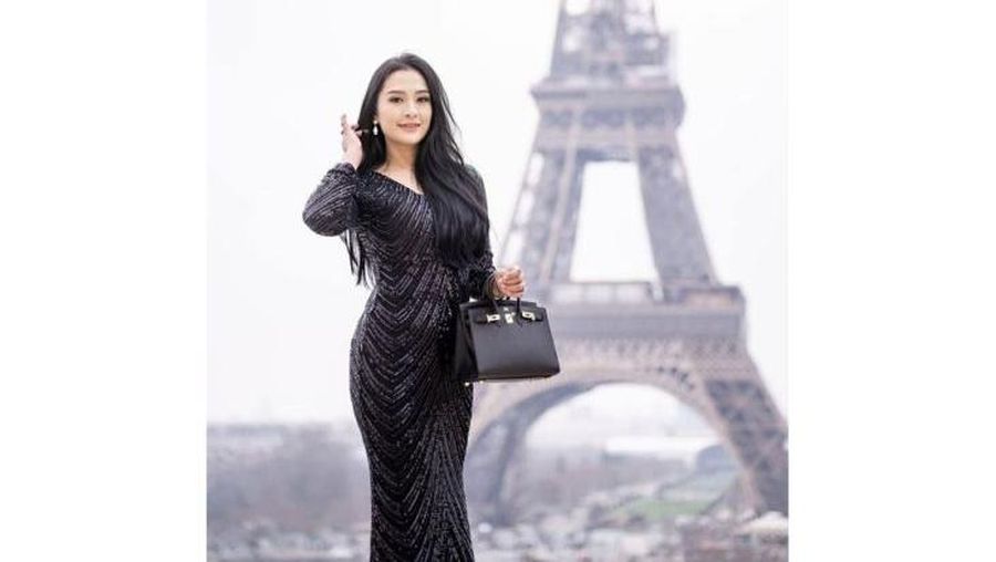 Foto istri Kepala BPN Jaktim Vidya Piscarita yang diviralkan netizen di Twitter