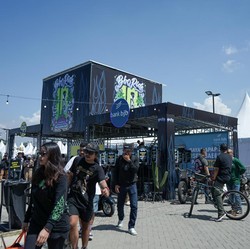 Bank bjb Manjakan Penggemar Kendaraan Modif di BBQ RIDE 2023