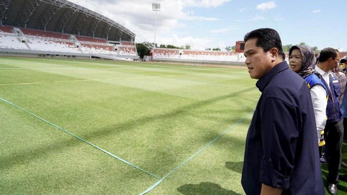 Erick Thohir meninjau Stadion Gelora Sriwijaya Jakabaring, Palembang, menjadi yang pertama kunjungi hari ini. Erick Thohir meninjau Stadion Gelora Sriwijaya Jakabaring, Palembang, menjadi yang pertama kunjungi hari ini. (Twitter @erickthohir)