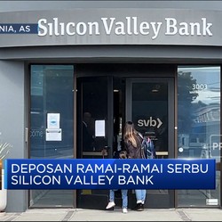 Video: SVB Kolaps, Nasabah Ramai-Ramai Tarik Uang