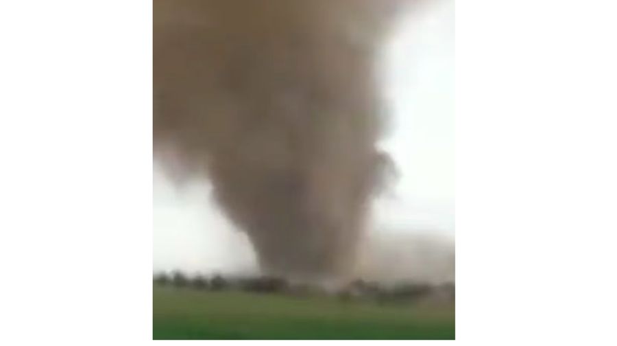Tornado di Arab Saudi (Tangkapan Layar Arabia Weather SA)